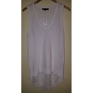 BANANA REPUBLIC SLEEVELESS SWEATER NWT SIZE S.